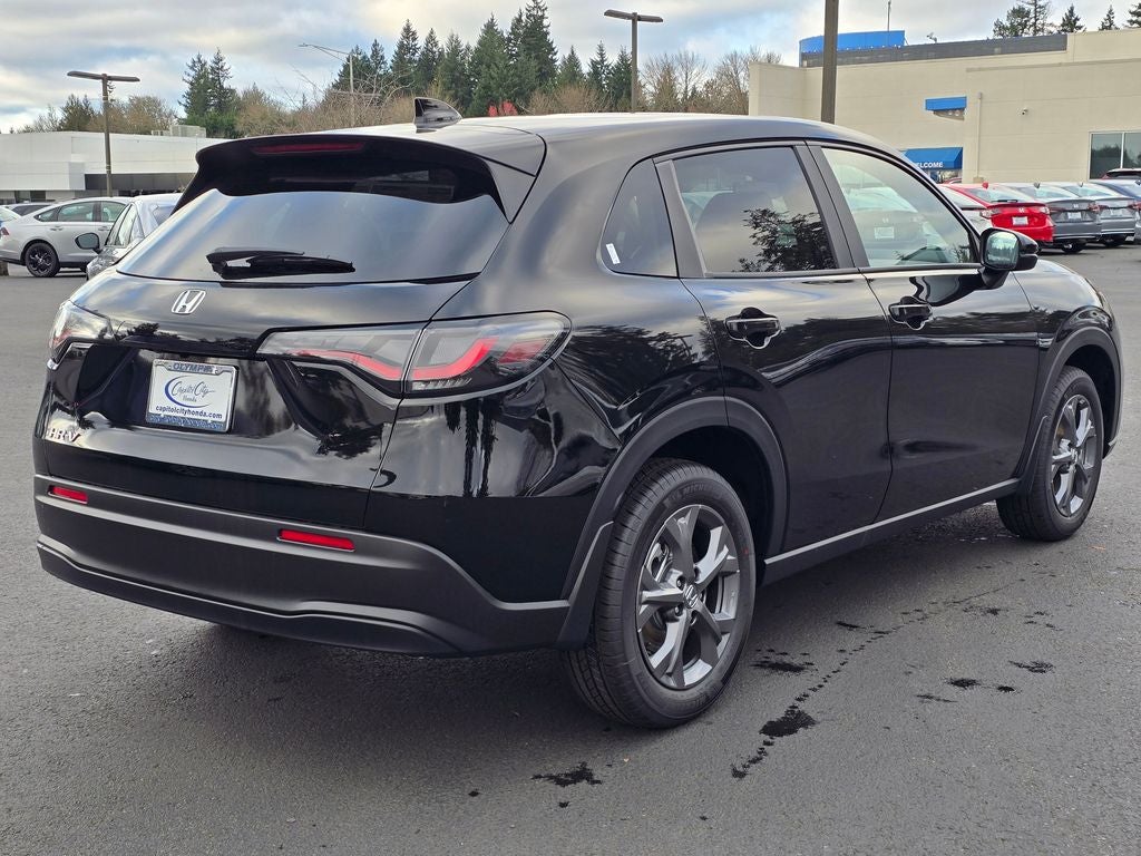 2026 Honda HR-V LX
