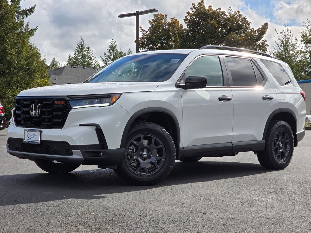 2025 Honda Pilot TrailSport's photo
