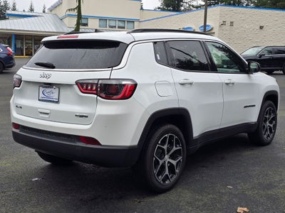 2024 Jeep Compass Latitude 4WD