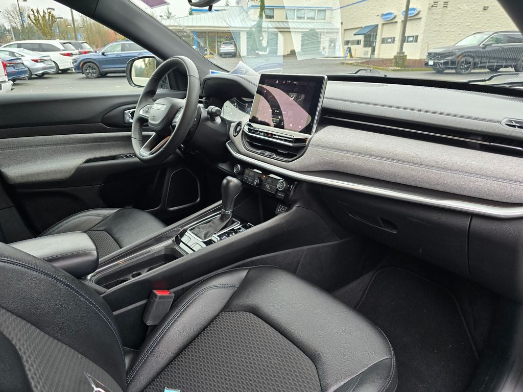 2024 Jeep Compass Latitude 4WD