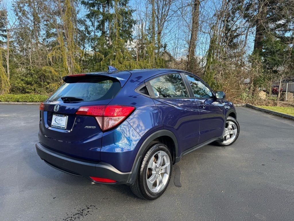 2017 Honda HR-V LX