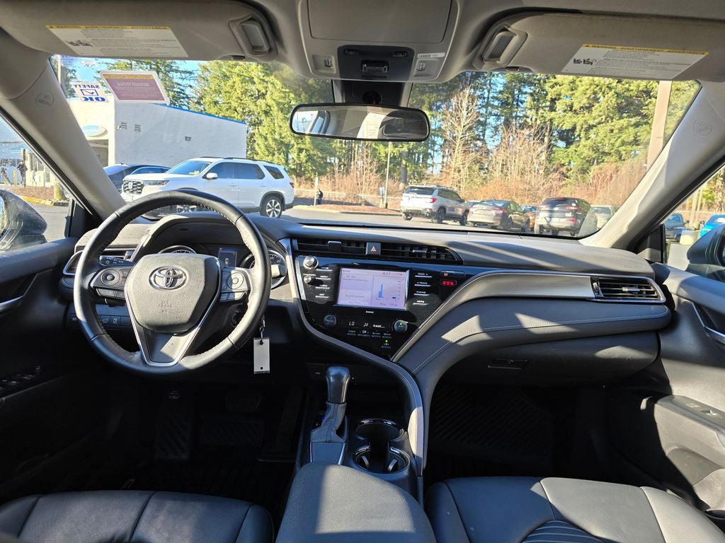 2020 Toyota Camry SE