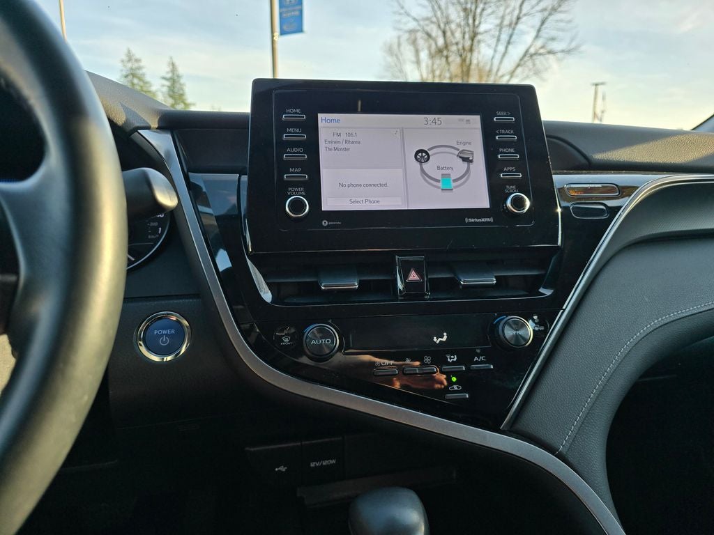 2023 Toyota Camry Hybrid SE