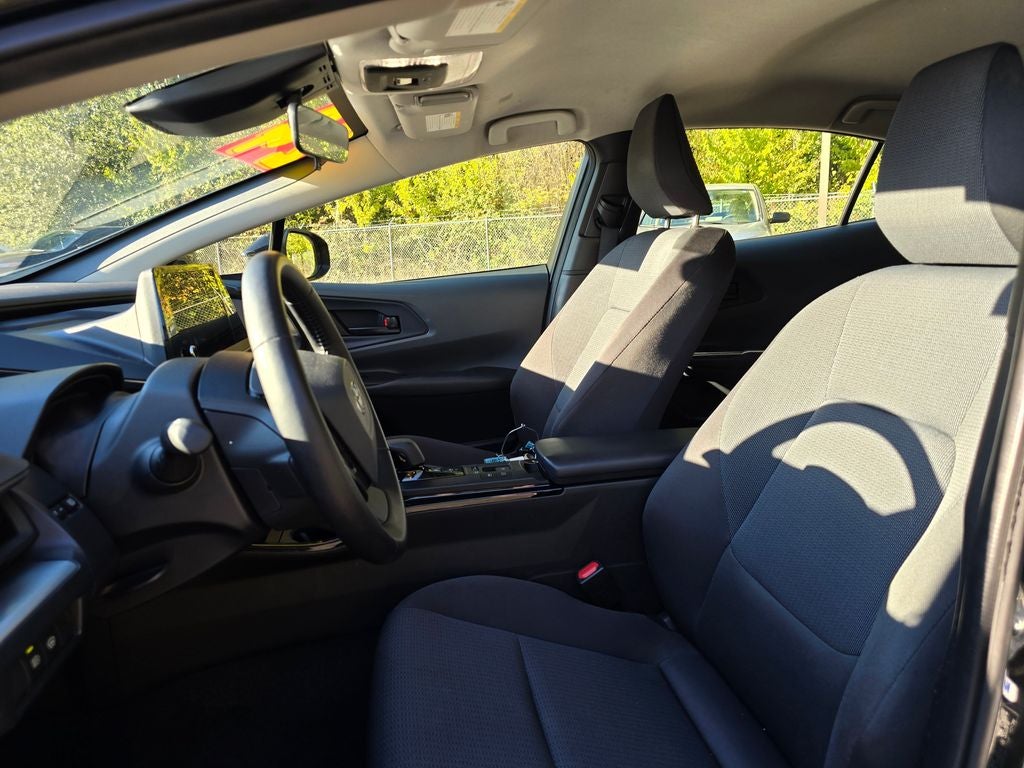 2024 Toyota Prius LE