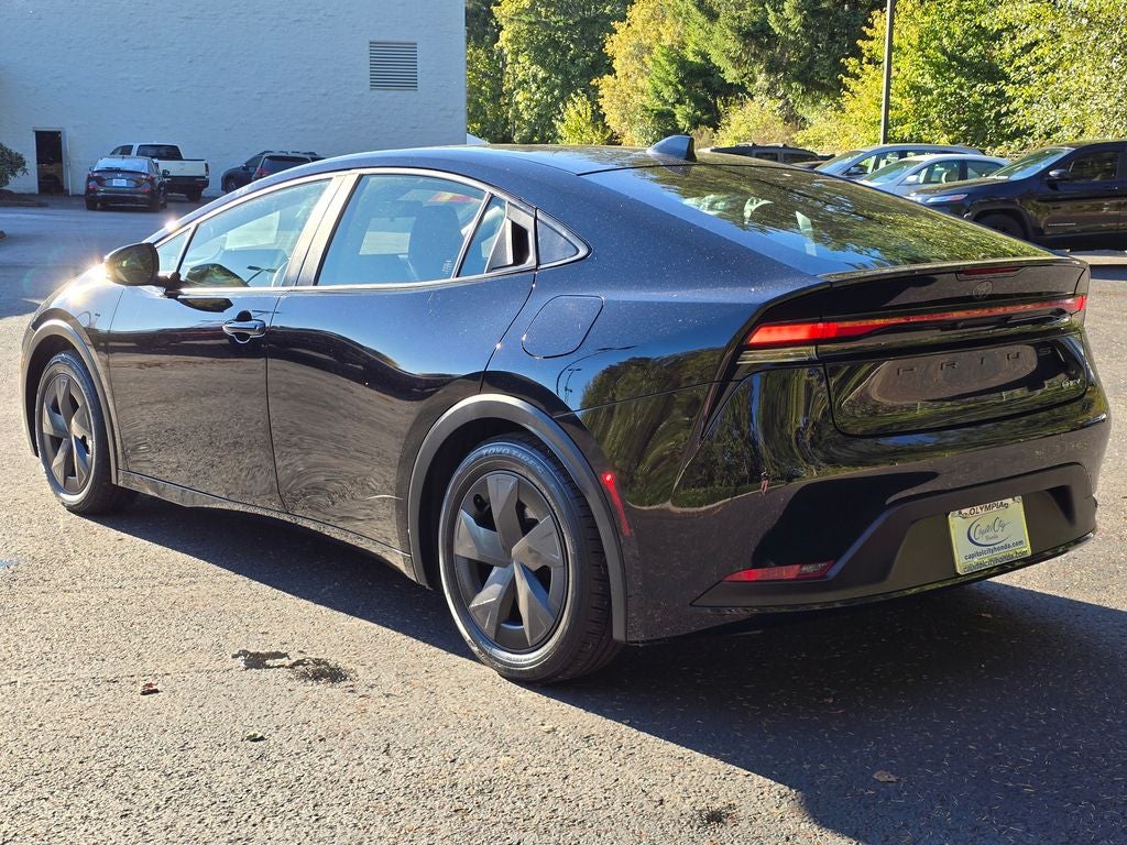 2024 Toyota Prius LE