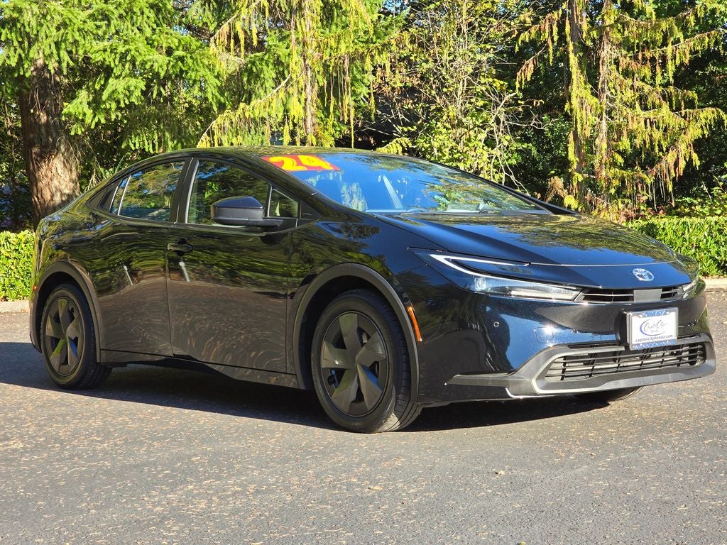 2024 Toyota Prius LE
