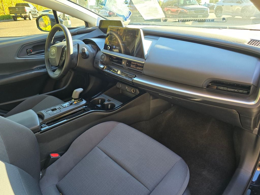 2024 Toyota Prius LE