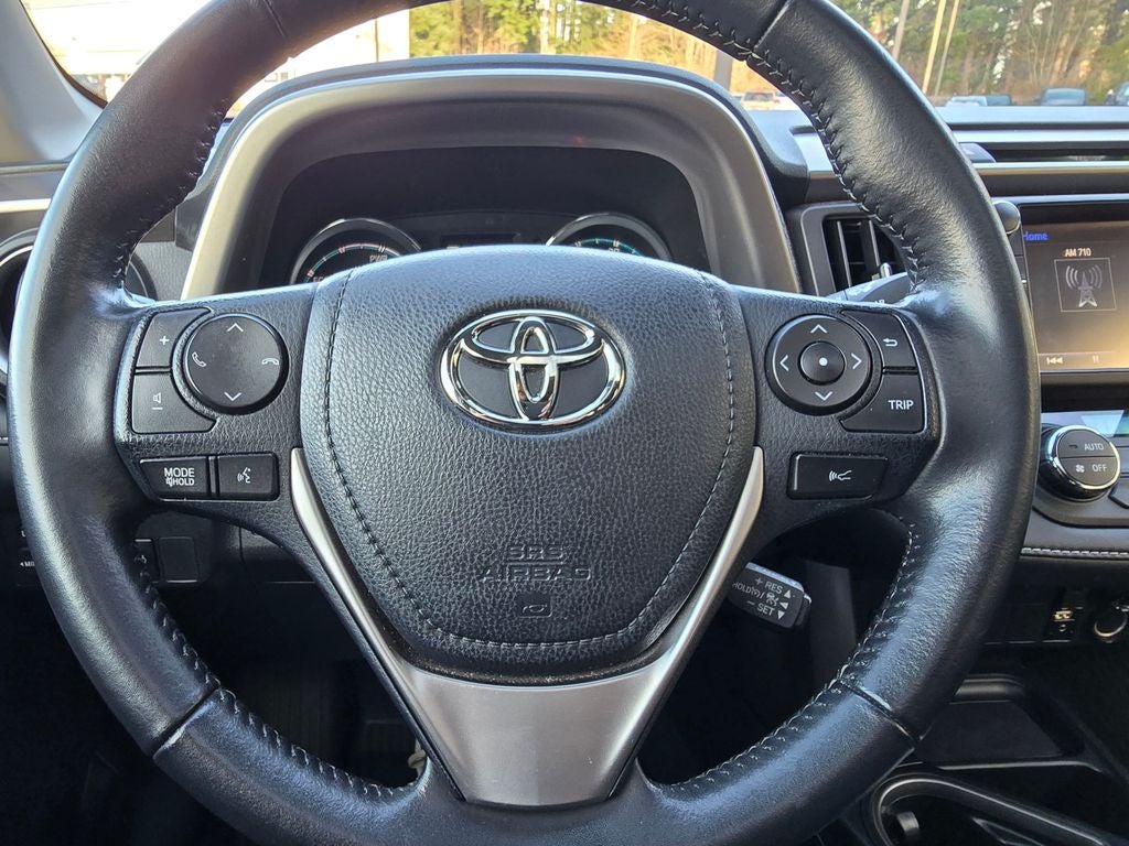 2018 Toyota RAV4 Hybrid XLE