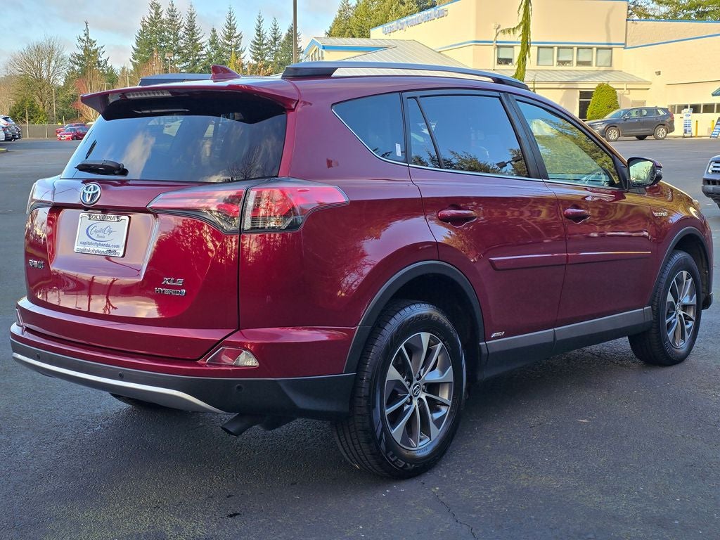 2018 Toyota RAV4 Hybrid XLE