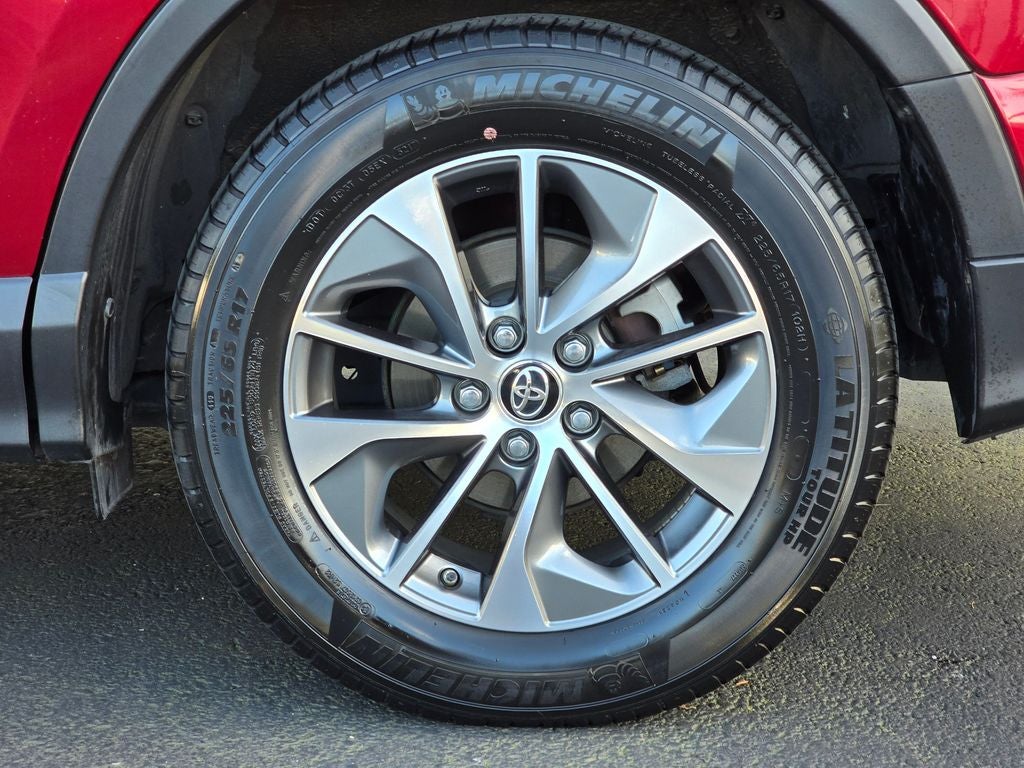 2018 Toyota RAV4 Hybrid XLE