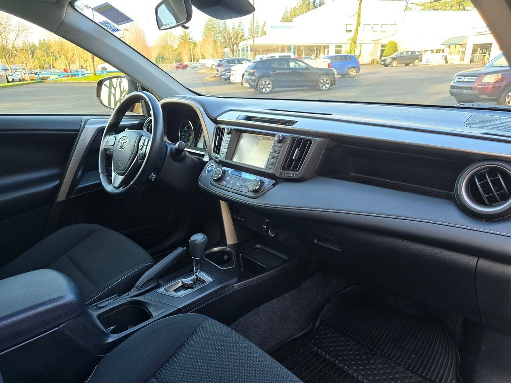 2018 Toyota RAV4 Hybrid XLE