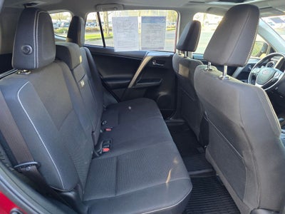 2018 Toyota RAV4 Hybrid XLE