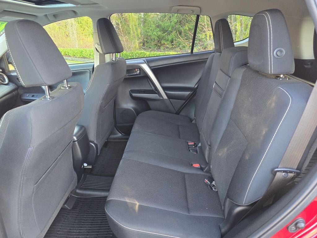 2018 Toyota RAV4 Hybrid XLE